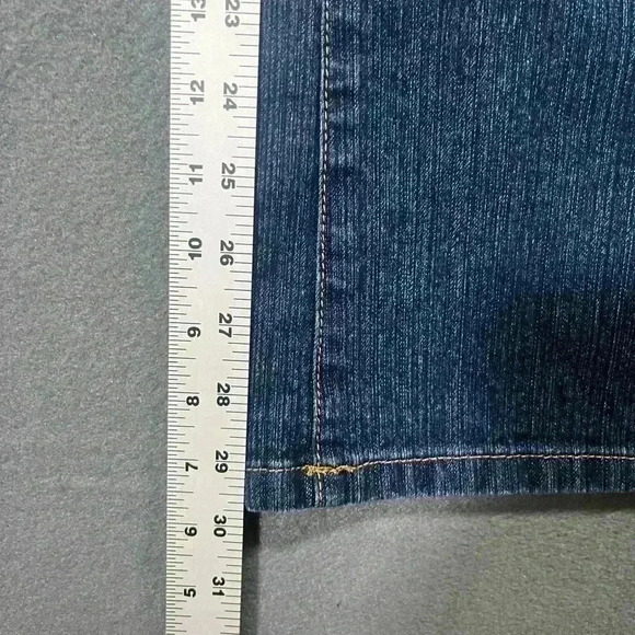 Nine West SAMS Straight Leg Jeans Womens 10 Blue Denim 2011 Stretch Comfy 0804 - Picture 7 of 10
